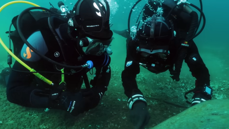 Stonehenge-like Structure Under Lake Michigan